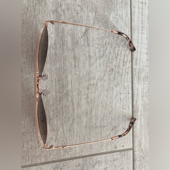 Alex Perry Aviator Rose-Gold Sunglasses - Picture 5 of 11